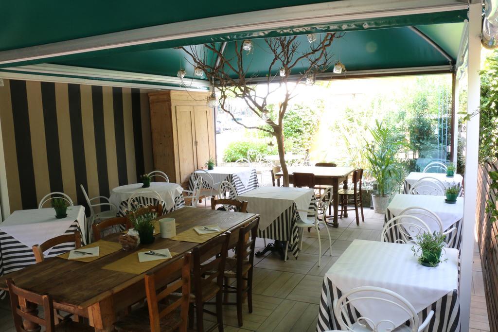 Hotel Bardolino Esterno foto
