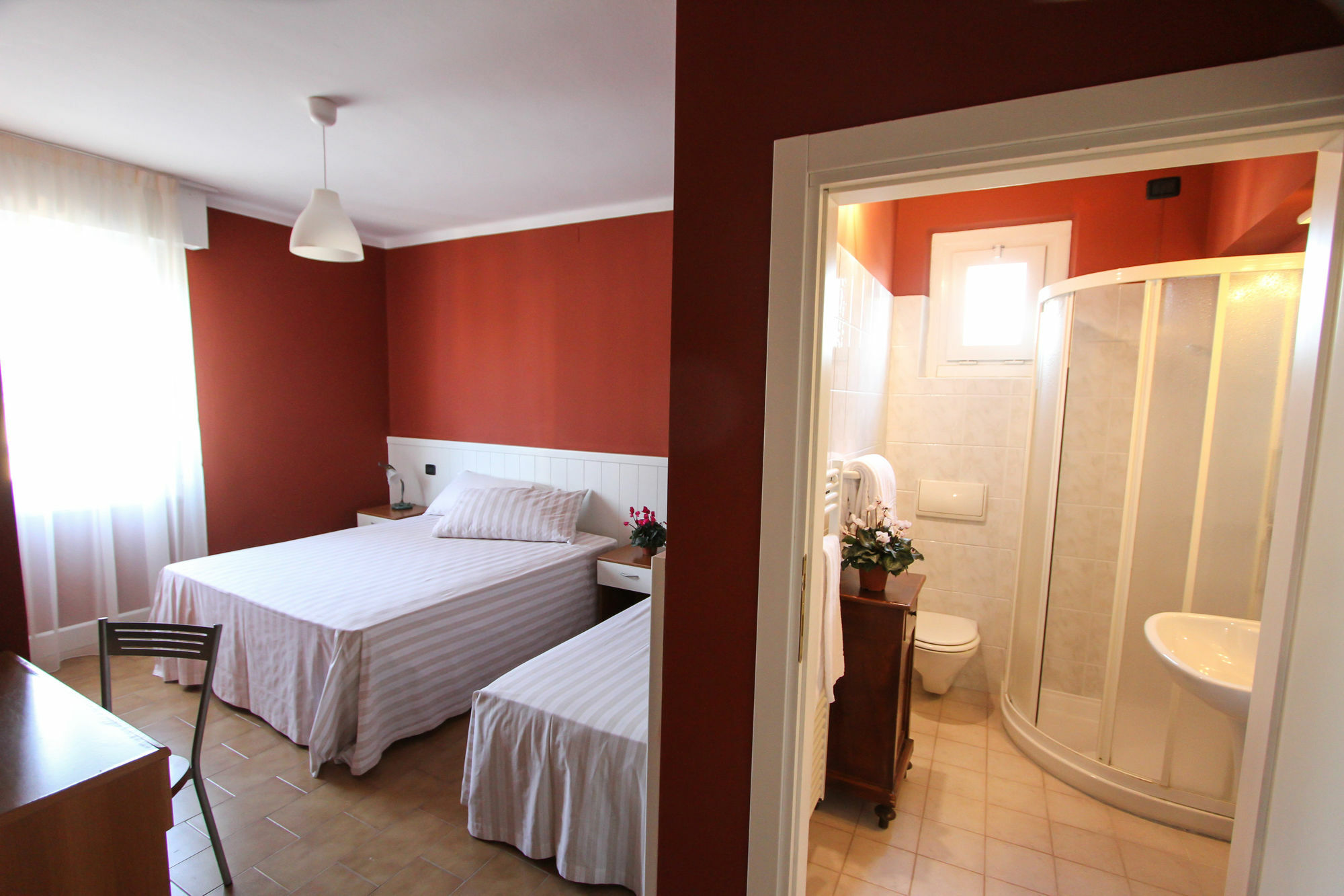 Hotel Bardolino Esterno foto